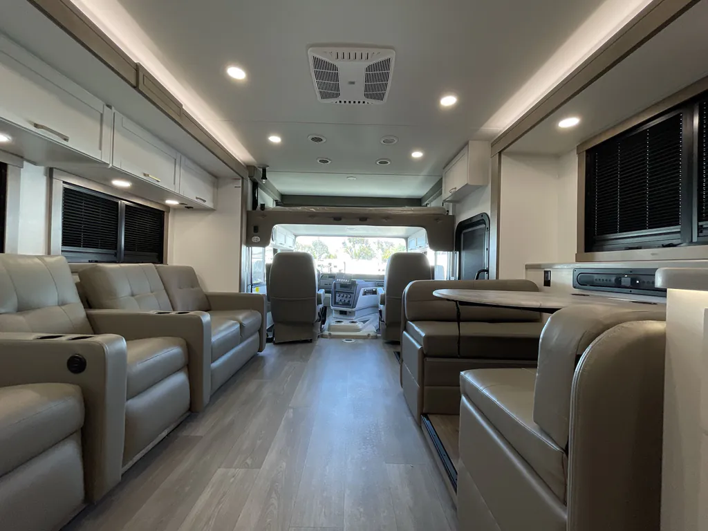 2027 Entegra Coach Vision XL 36C, Photos photo 3