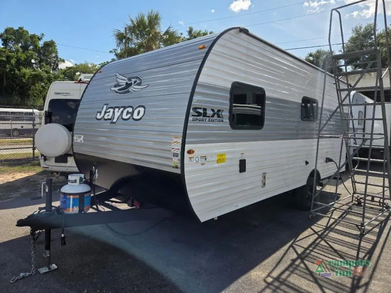 2026 Jayco Jay Flight SLX 172DB - Photo 4