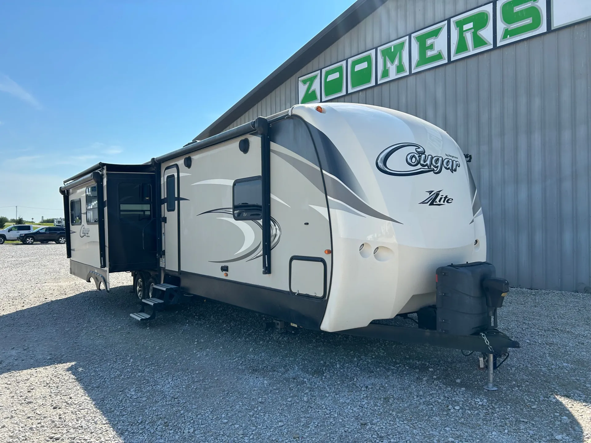 2018 Keystone Cougar XLite 30RLI - Photo 2
