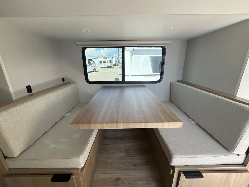 2027 Winnebago Micro Minnie 2108DS, Photos photo 6