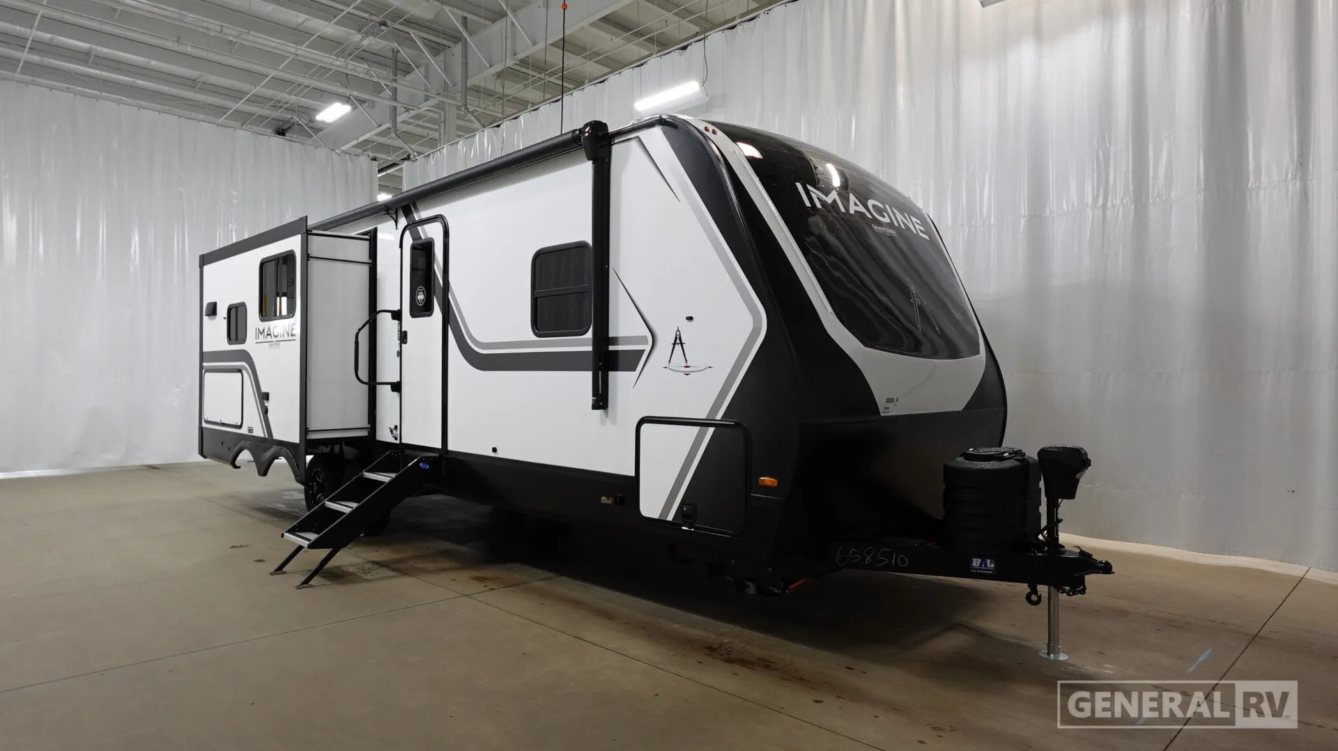 2026 Grand Design Imagine 2670MK - Photo 2