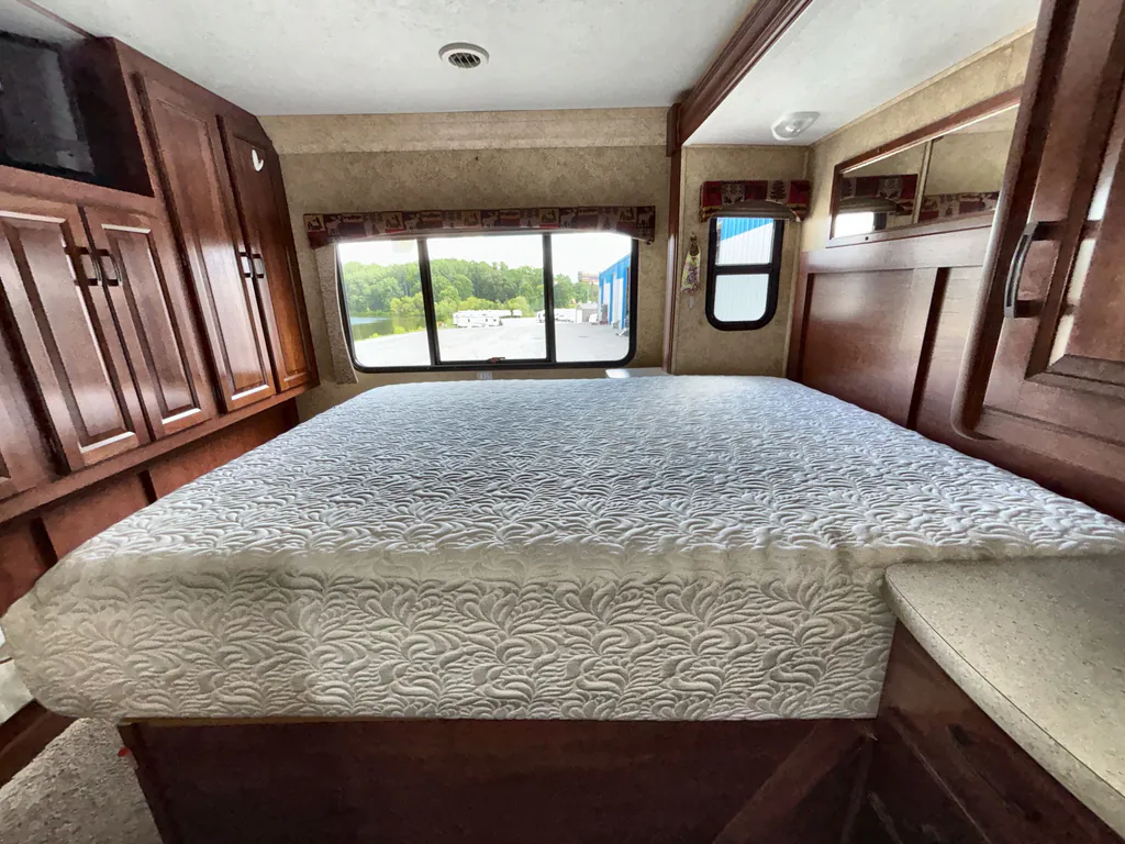 2013 Forest River Sunseeker 3050S, Photos photo 15