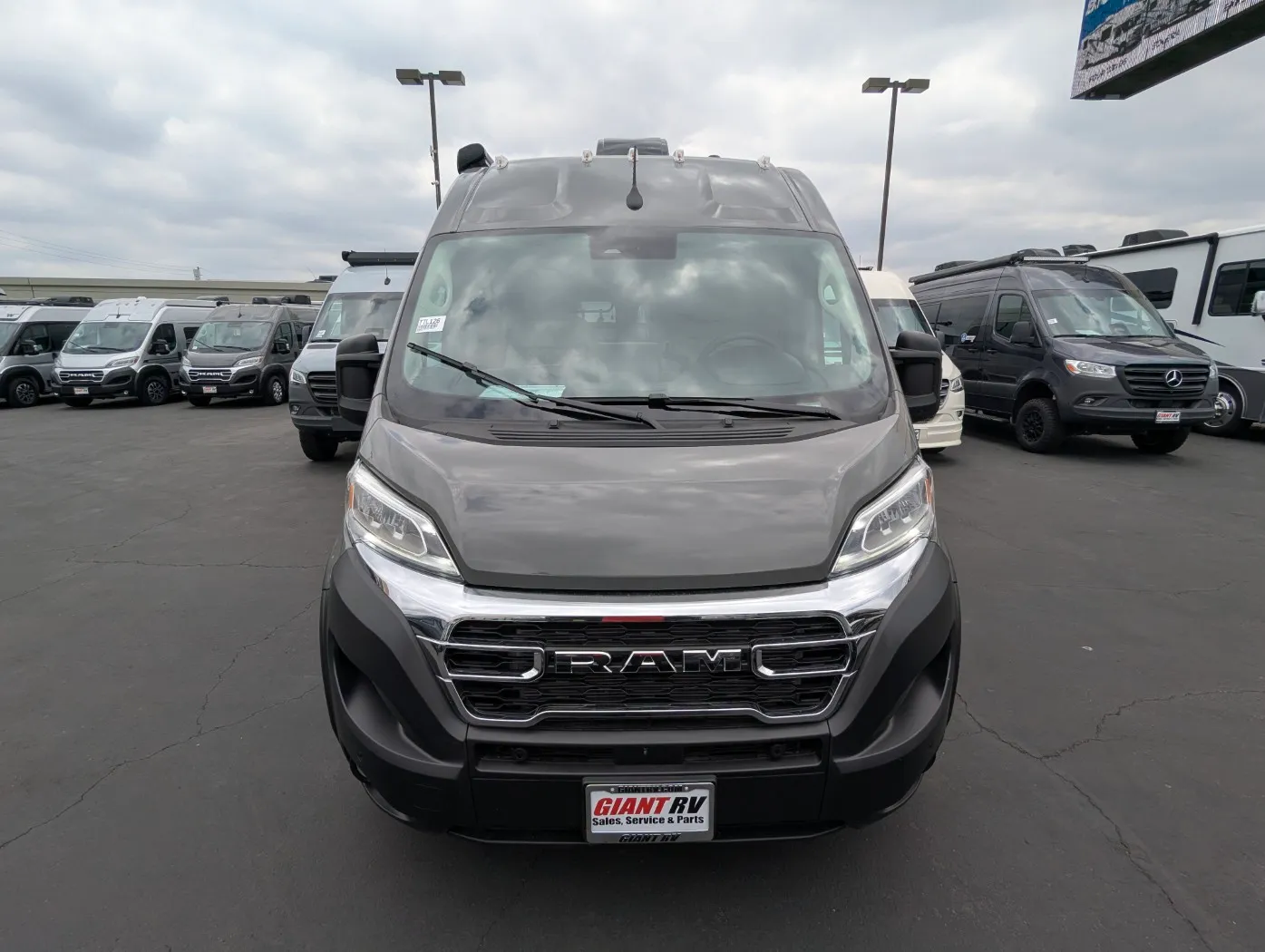 2027 Thor Motor Coach Tellaro 20U - Photo 3