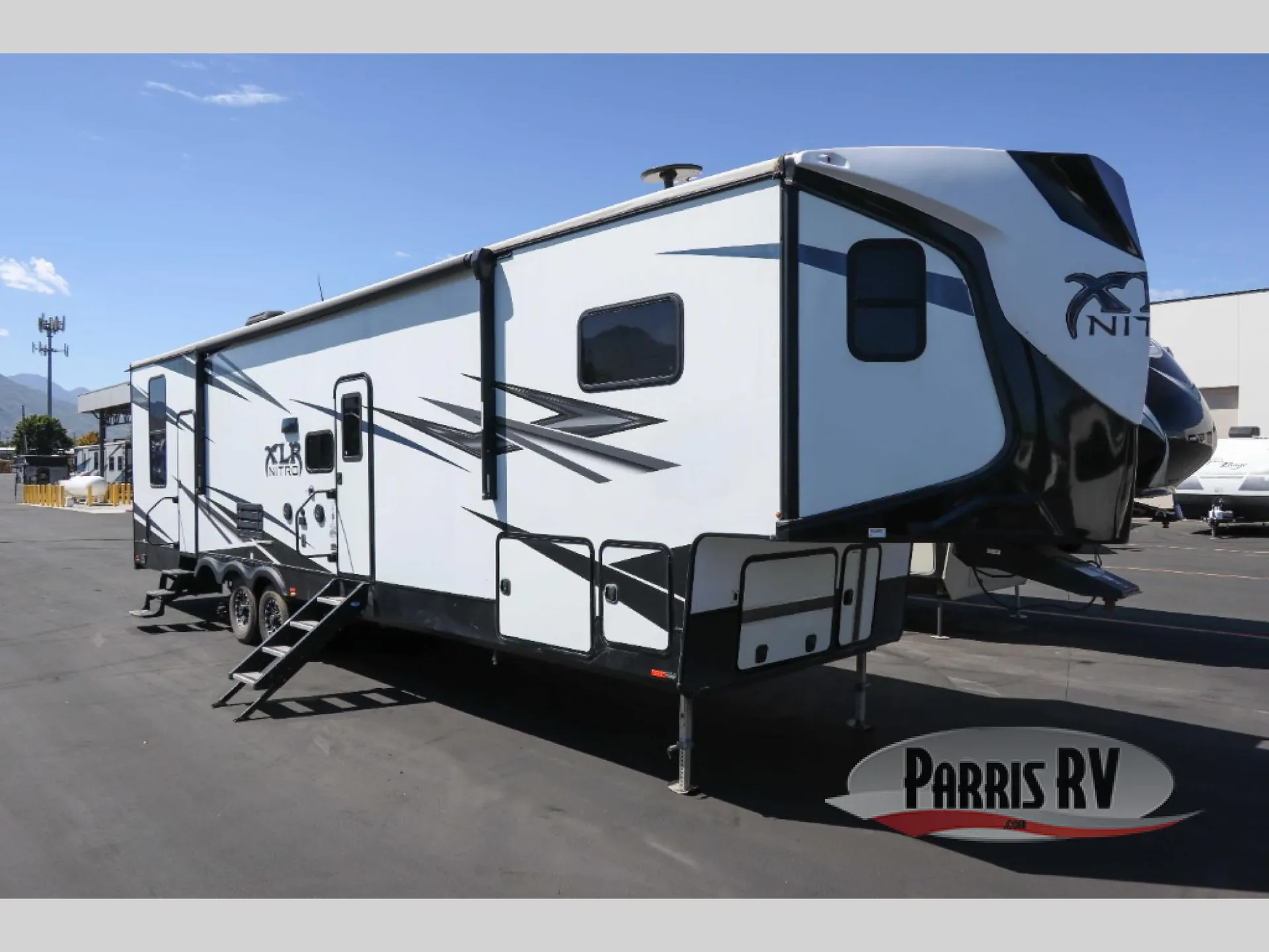 2019 Forest River XLR Nitro 33VL5 - Photo 2