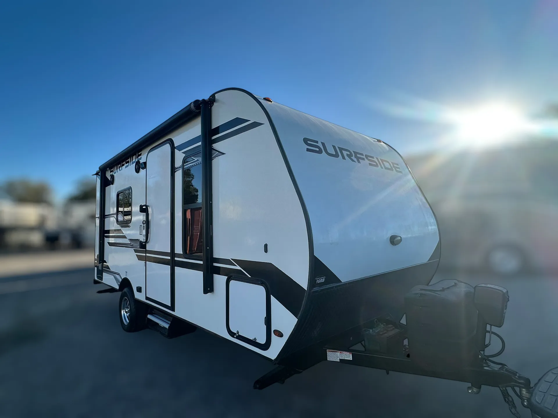 2021 Pacific Coachworks Surf Side Mini 16RB - Photo 3