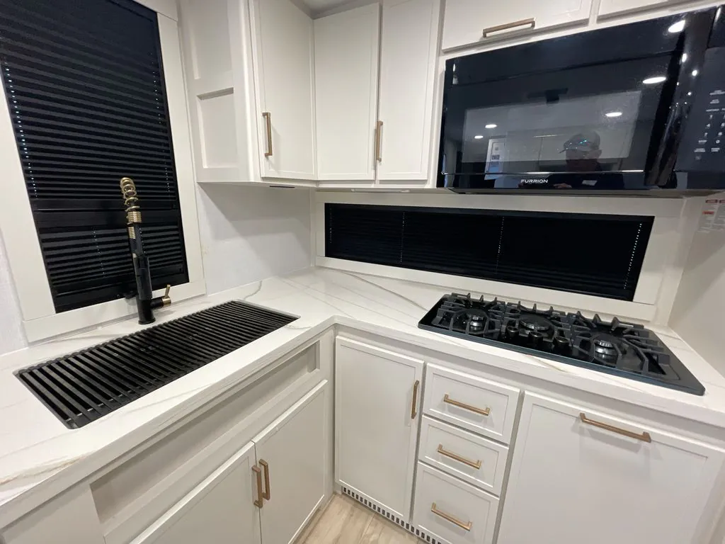 2025 Brinkley Model I 275, Photos photo 5