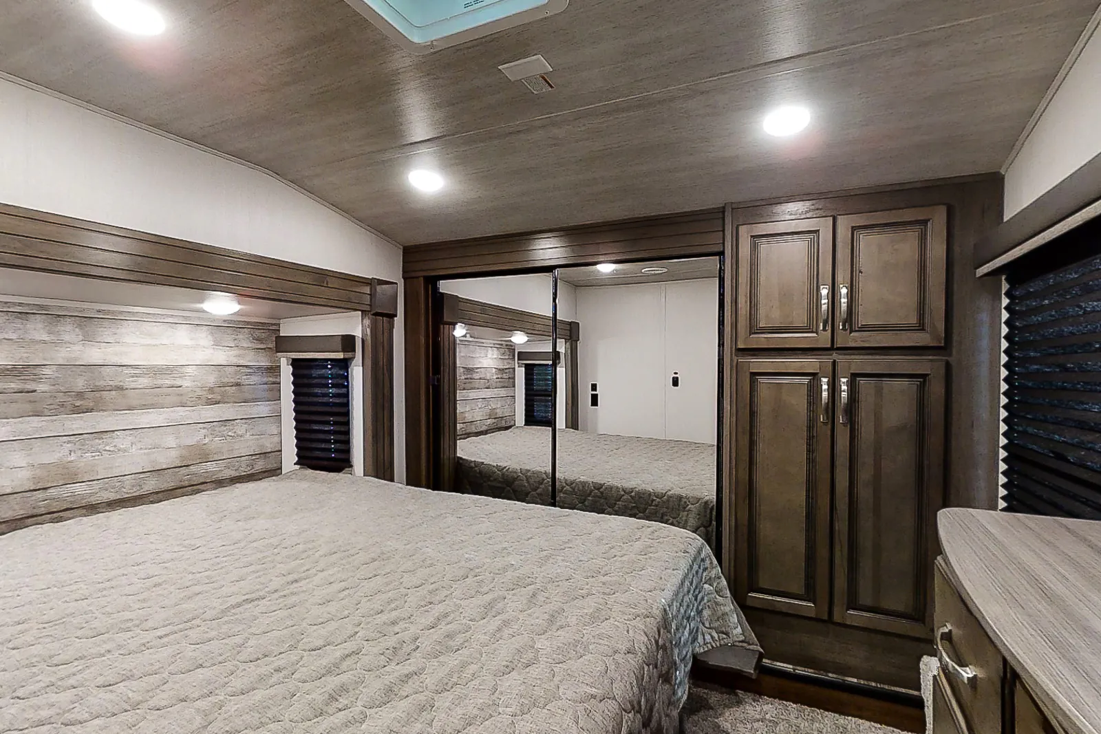 2021 Keystone Cougar 316RLS - Photo 4