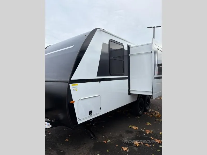 2026 Winnebago Micro Minnie 2108DS - Photo 4