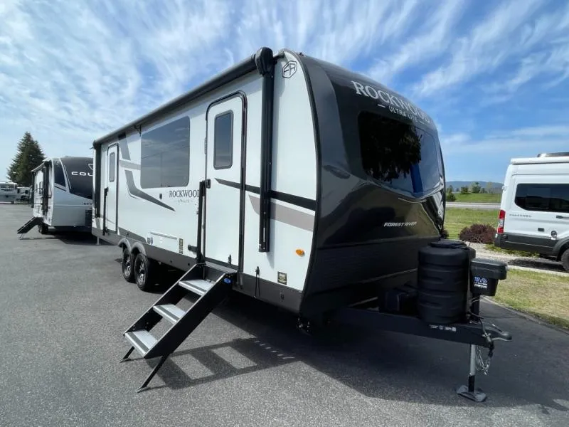 2026 Forest River Rockwood Ultra Lite 2619FK - Photo 2