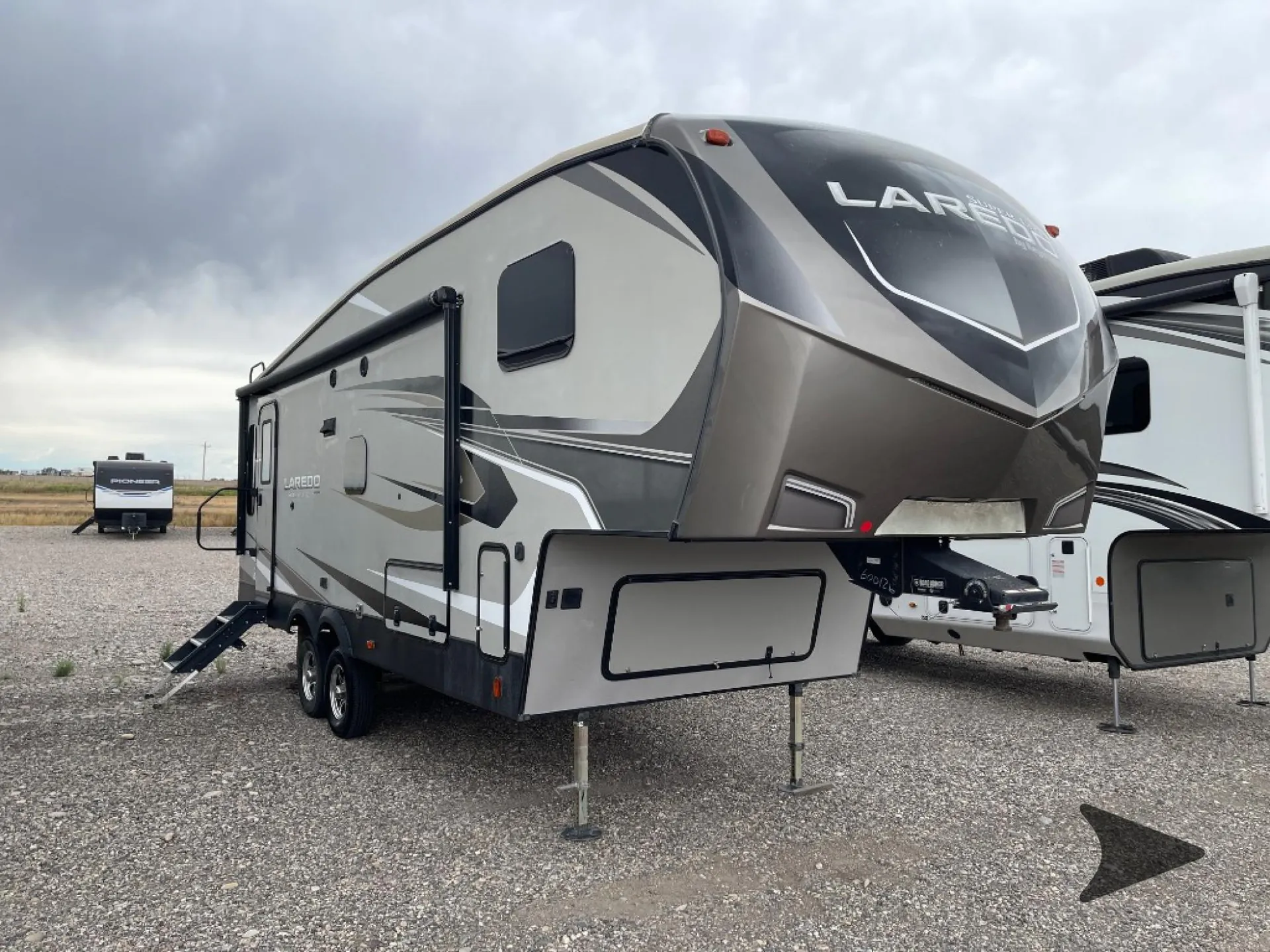 2020 Keystone Laredo 255SRL - Photo 2