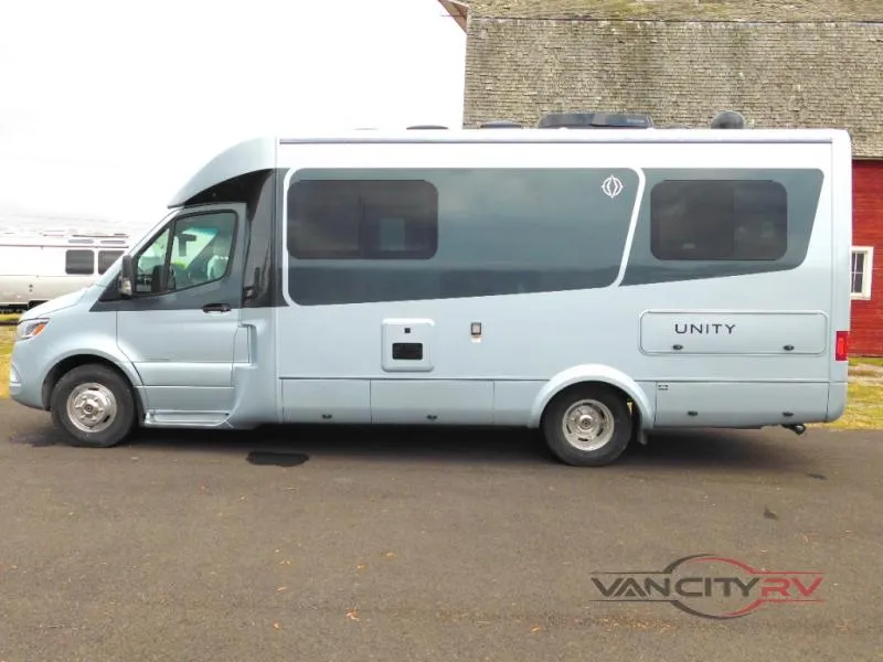 2026 Leisure Travel Unity U24TB - Photo 3