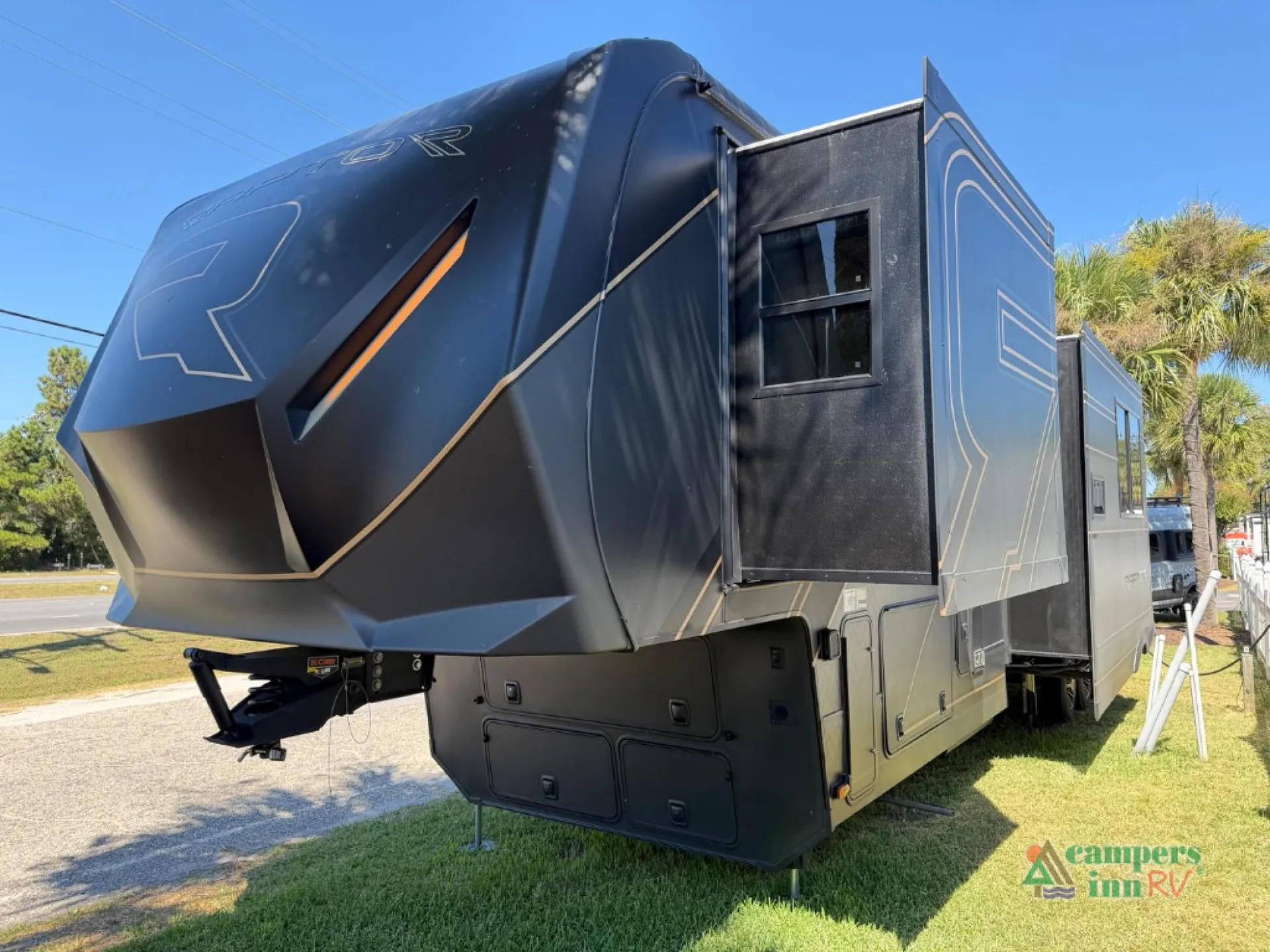 2025 Keystone Raptor 441 - Photo 4