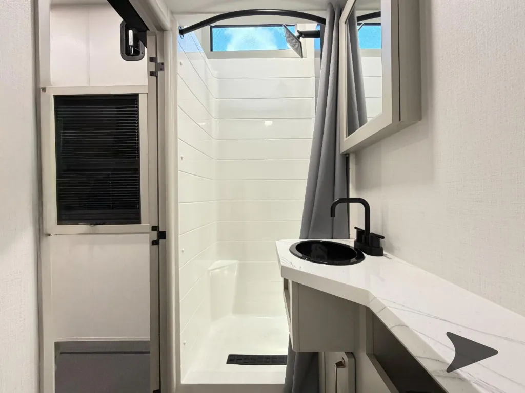 2025 Brinkley Model G 3970, Photos photo 82