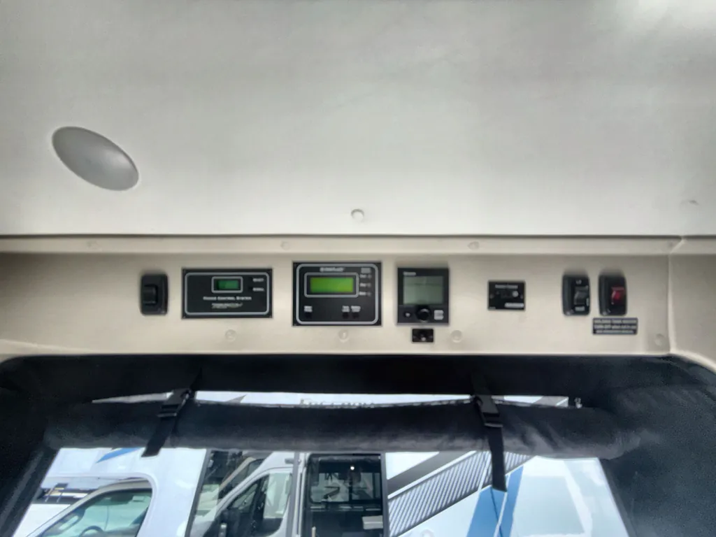2022 Winnebago Travato 59G, Photos photo 19