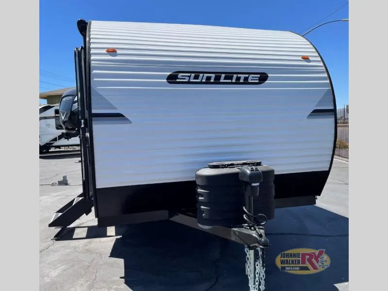 2027 Sunset Park RV Sun Lite LTD 21DB - Photo 2