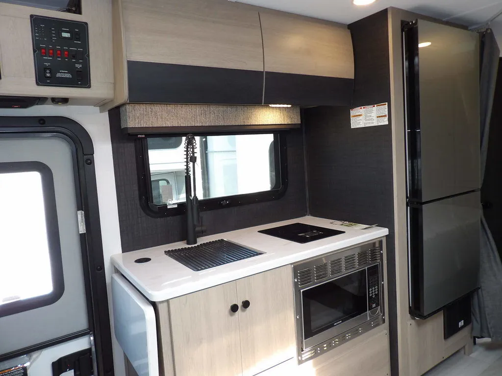 2024 Forest River Sunseeker 2400B, Photos photo 14