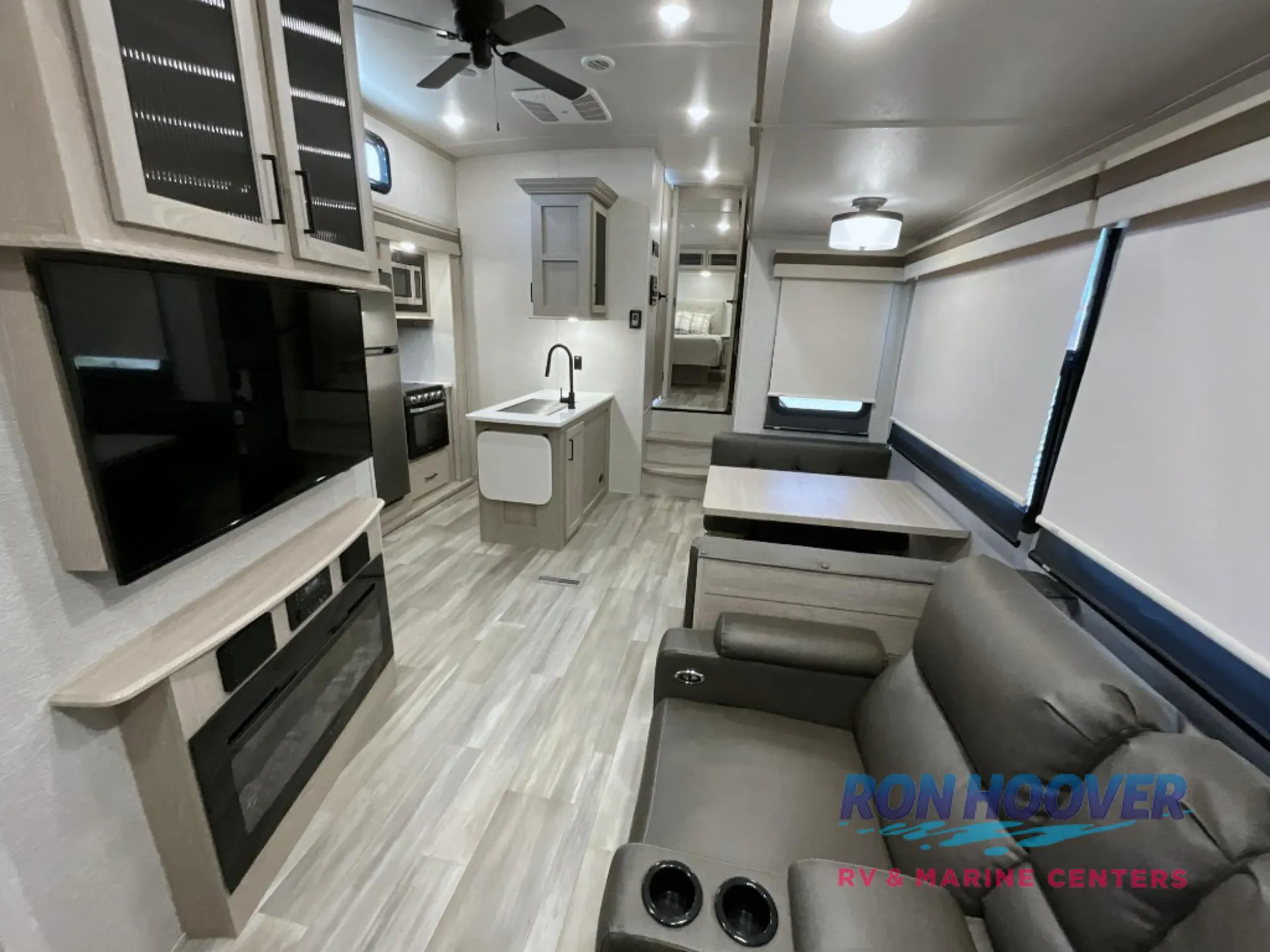 2022 Forest River Rockwood Ultra Lite 2892RB - Photo 4