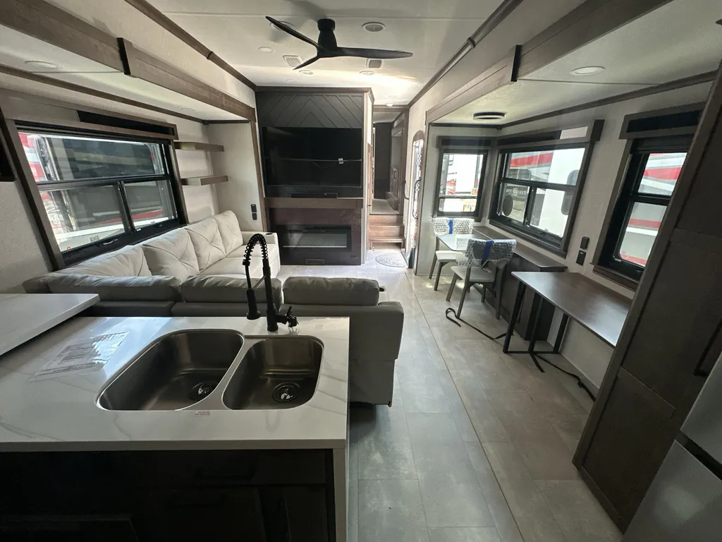 2026 Forest River Riverstone Legacy 43BFC, Photos photo 23