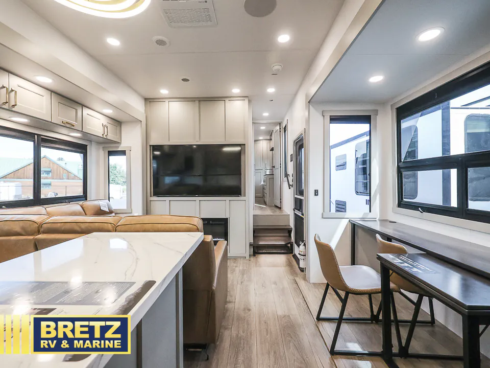 2027 Brinkley Model G 3970, Photos photo 36