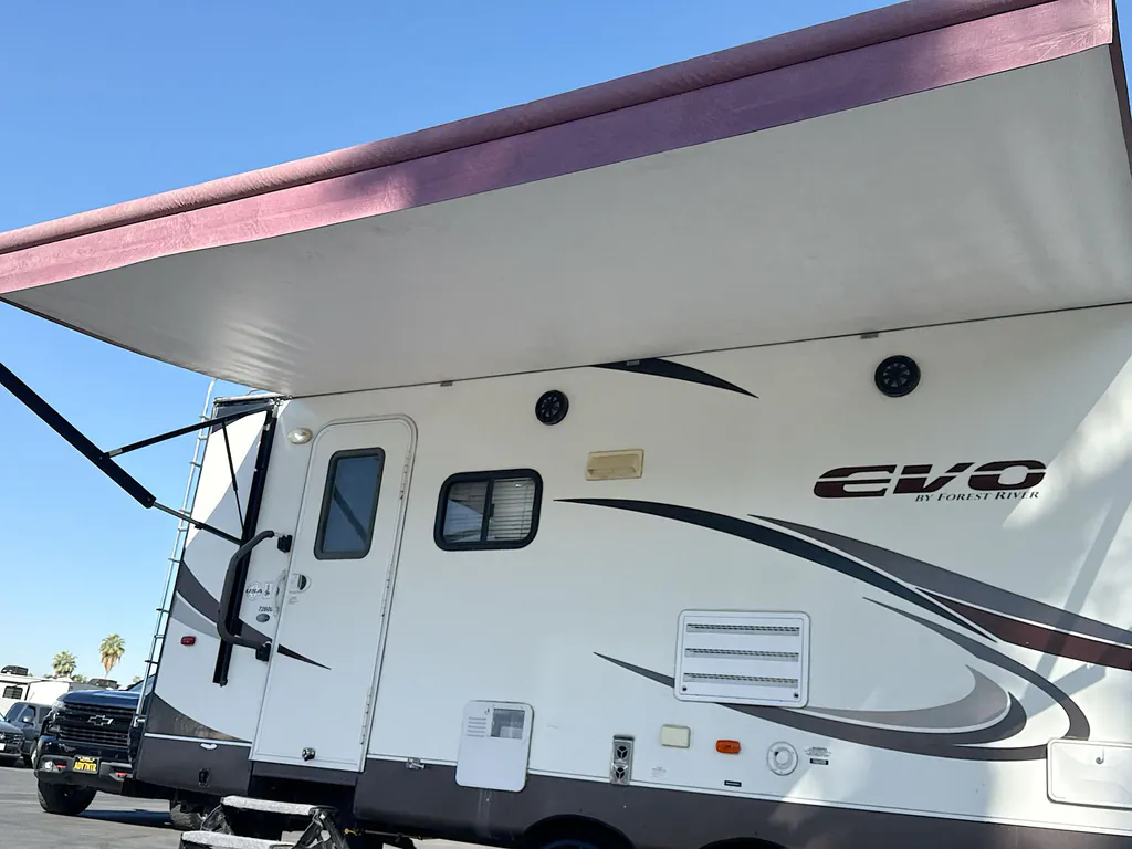 2015 Forest River EVO T2600, Photos photo 8