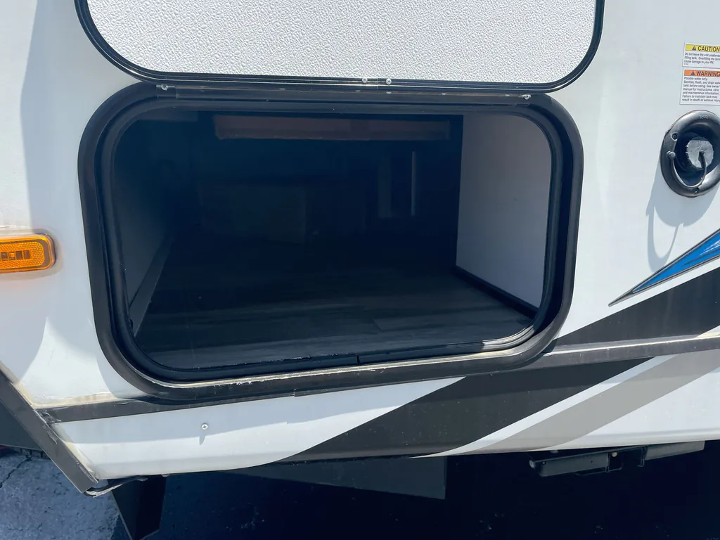 2023 Coachmen Freedom Express Ultra Lite 274RKS, Photos photo 25