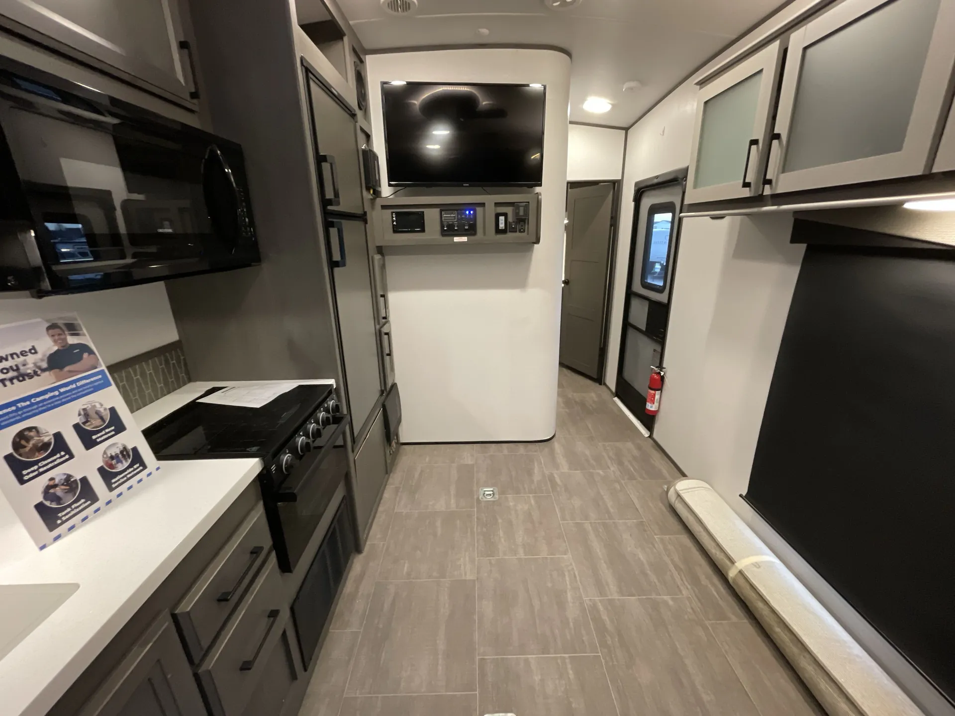 2021 Cruiser RV Stryker ST-2714 — passenger seat