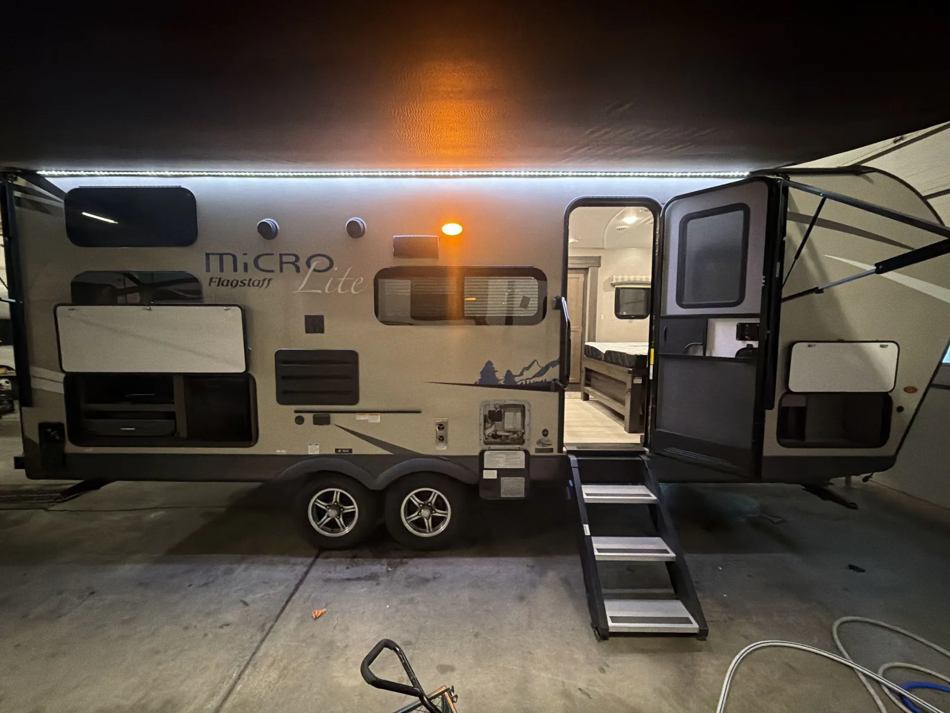 2020 Forest River Flagstaff Micro Lite 25BRDS