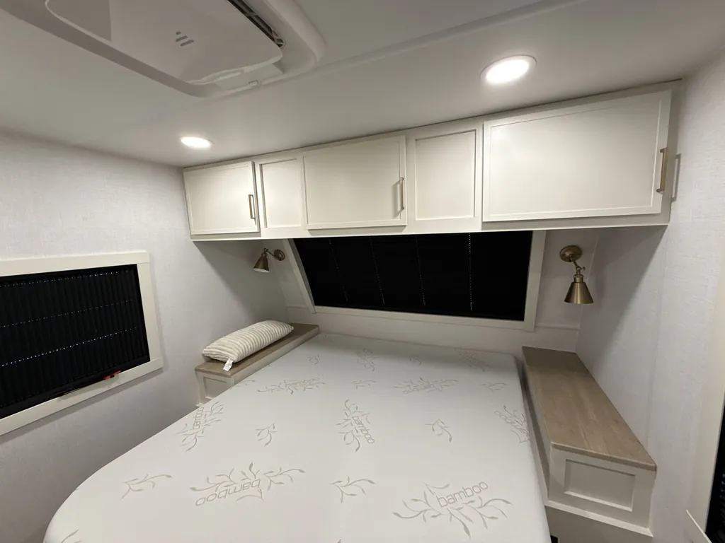 2025 Brinkley Model I 275, Photos photo 15