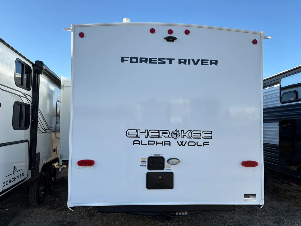 2026 Forest River Cherokee Alpha Wolf 21RB, Photos photo 5
