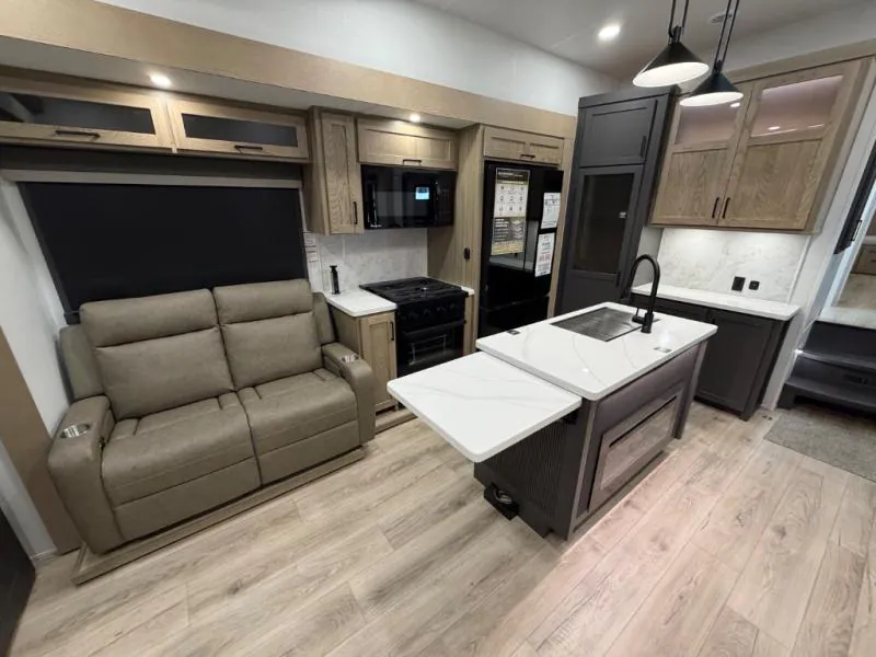 2026 Forest River Rockwood Signature 403SDB, Photos photo 9