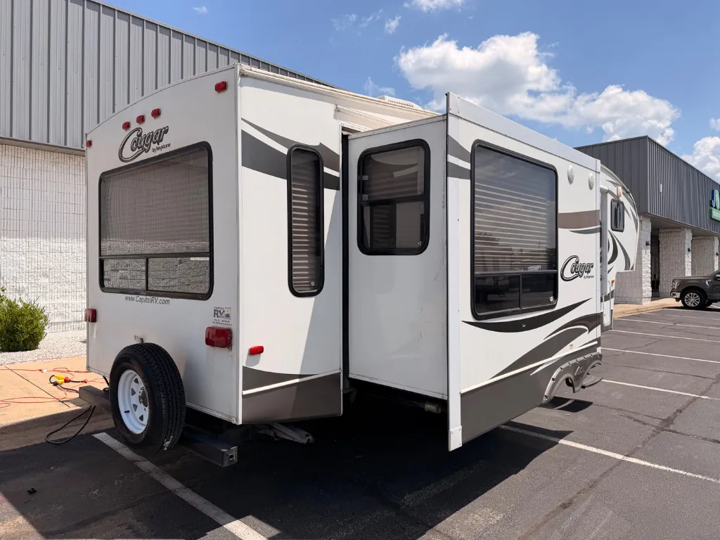 2013 Keystone Cougar XLite 28SGS - Photo 4