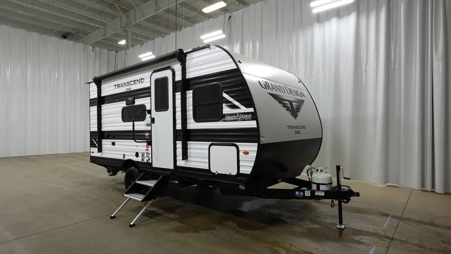 2026 Grand Design Transcend One 151BH - Photo 2