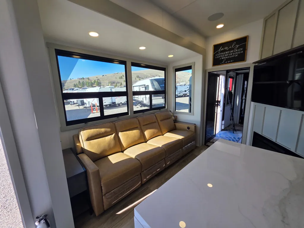 2024 Brinkley Model G 3500, Photos photo 33