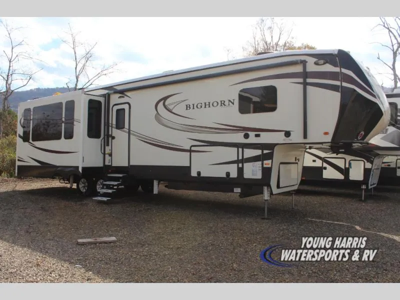 2017 Heartland Bighorn 3760EL - Photo 2