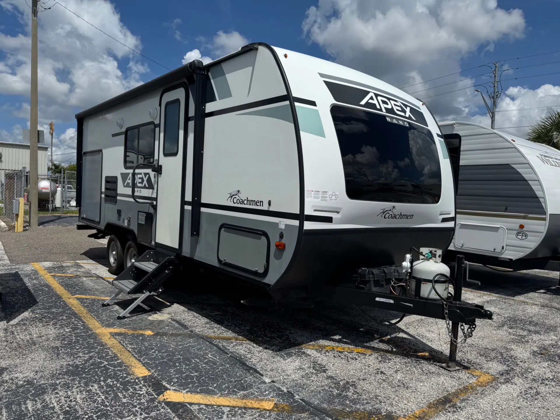 2021 Coachmen Apex 203RBK - Photo 2