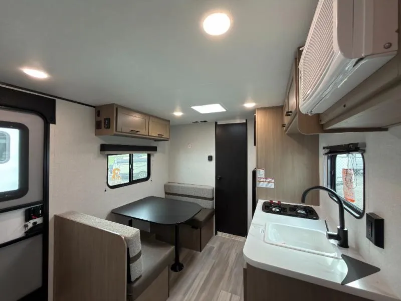 2026 Wayfinder RV Go Play New    17QB SPORT - Photo 4