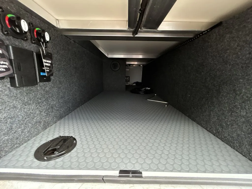 2026 Brinkley Model Ix 23X, Photos photo 3