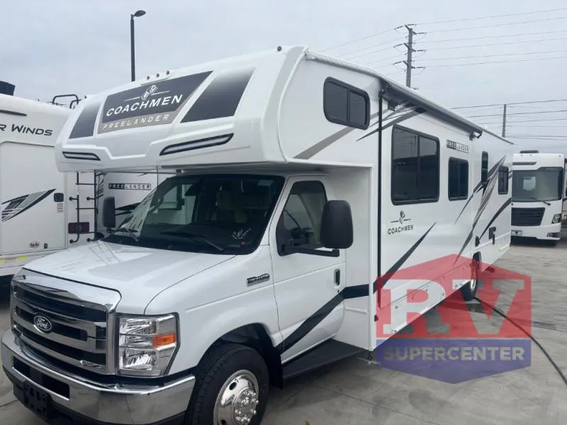 2026 Coachmen Freelander 30RS - Photo 2