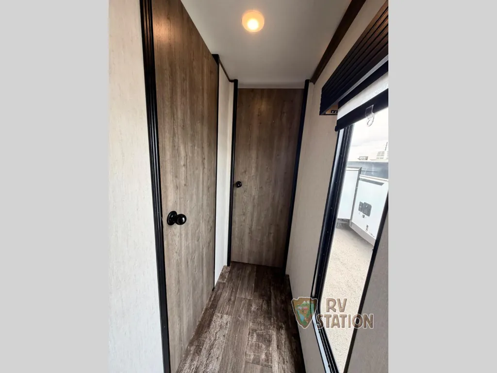 2022 Forest River Sabre 36BHQ, Photos photo 41