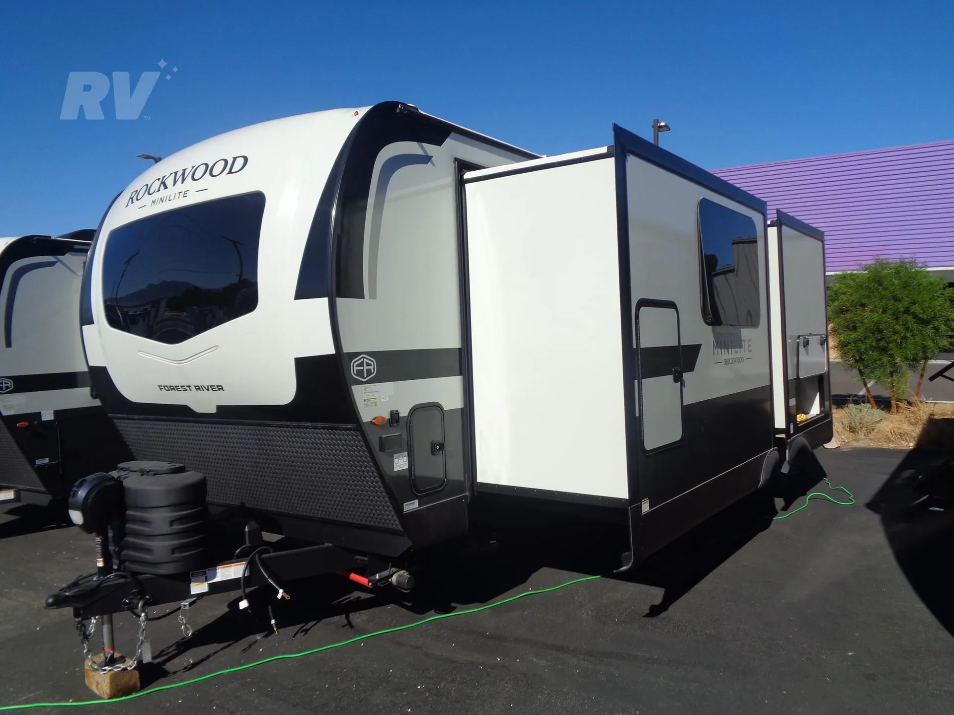 2027 Forest River Rockwood Mini Lite 2523MBR - Photo 3
