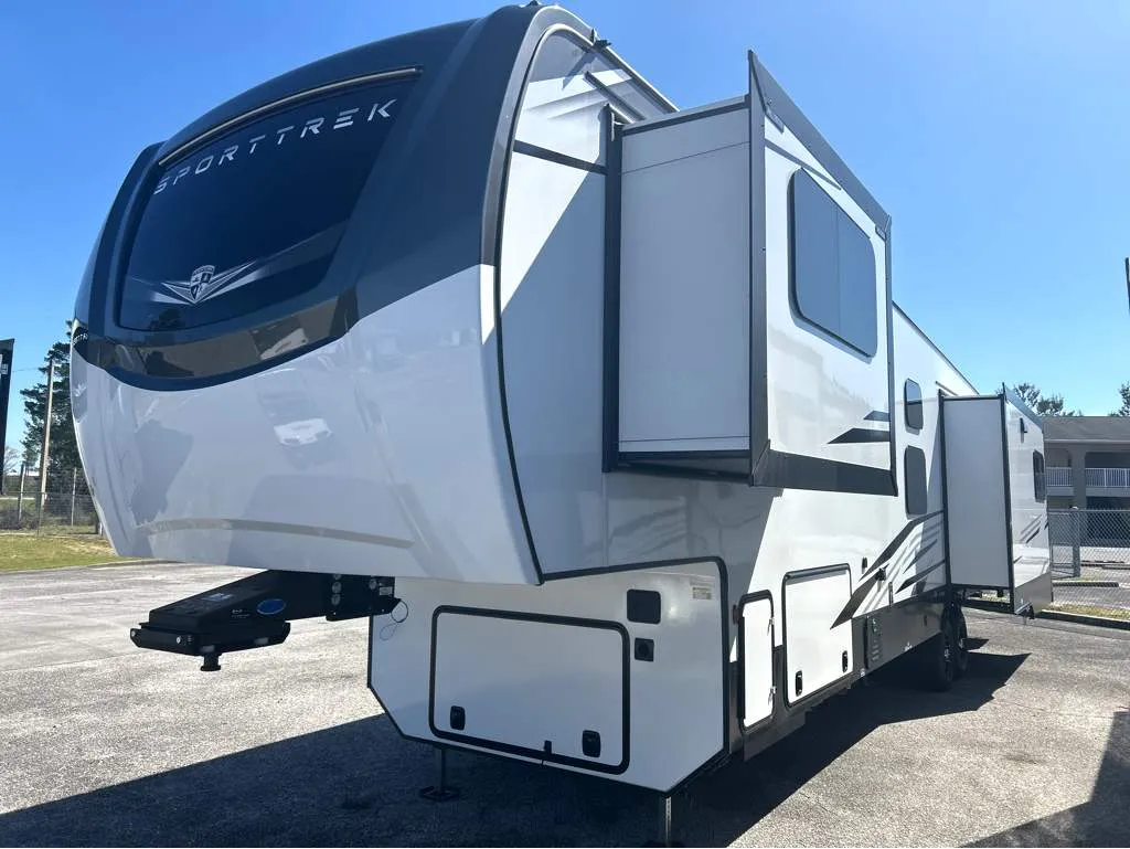 2026 Venture RV SportTrek 5 Touring Edition STTF363VFR - Photo 2