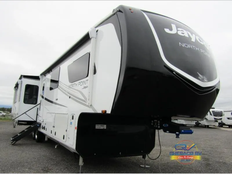 2026 Jayco North Point 377RLBH - Photo 2