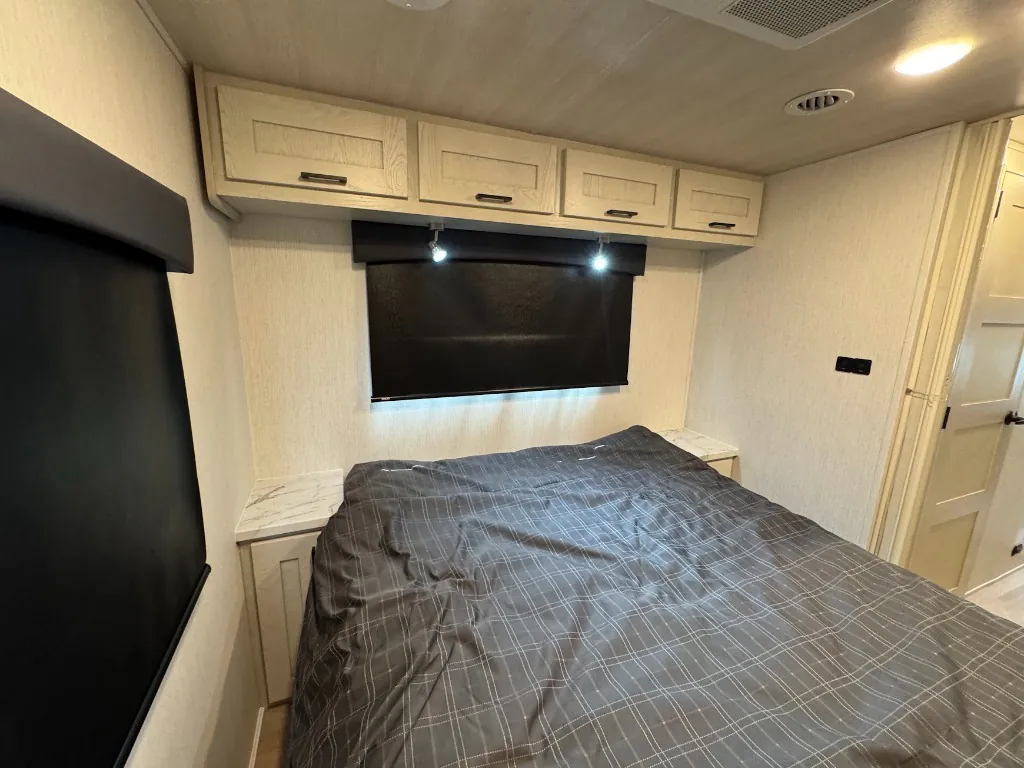 2026 Nexus Triumph 32T, Photos photo 63