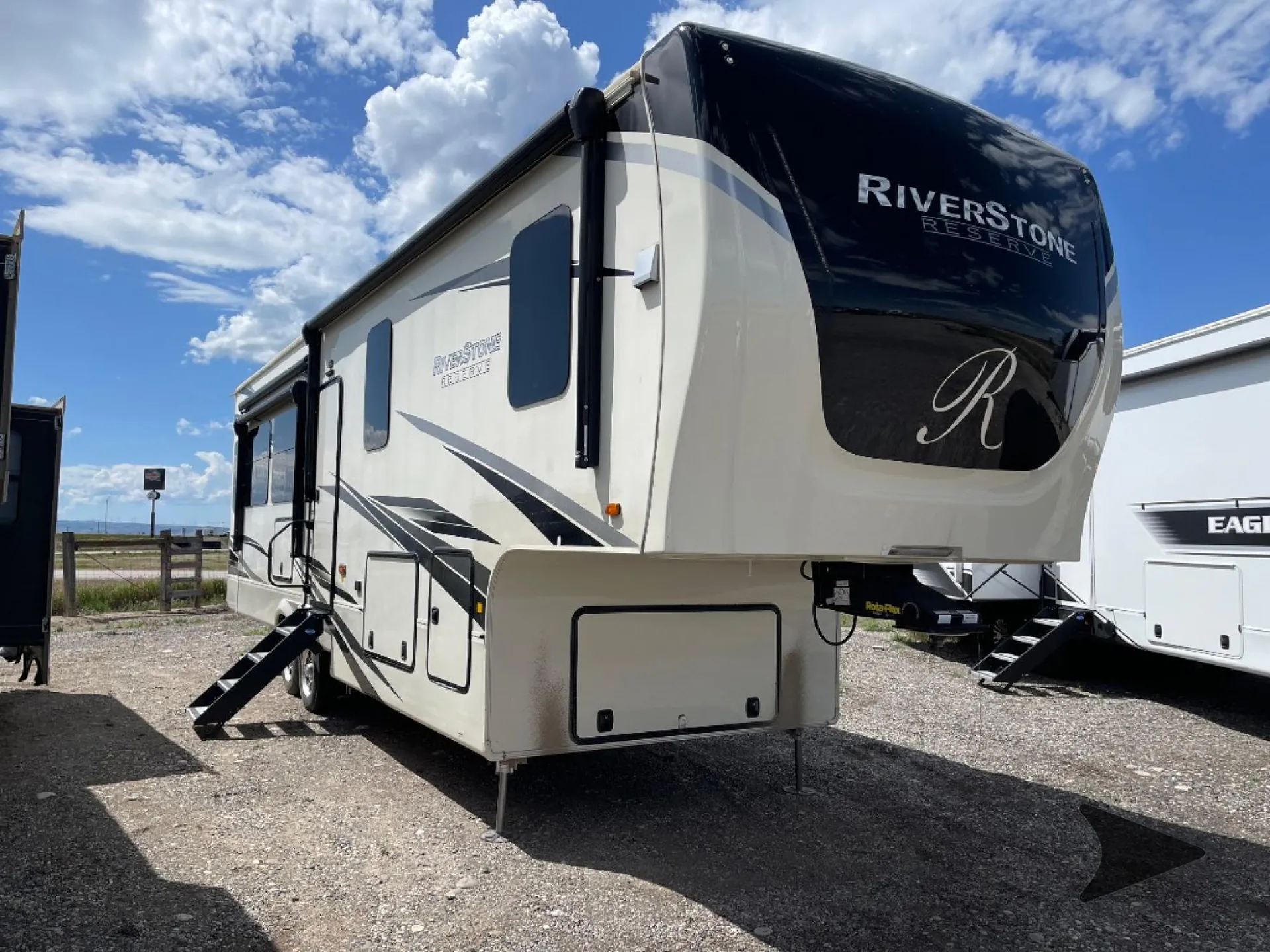 2021 Forest River RiverStone Reserve Series 3670RL - Photo 3