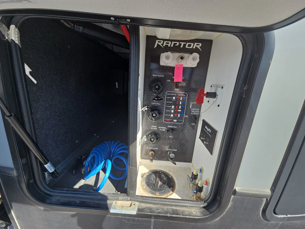 2020 Keystone Raptor 423, Photos photo 30