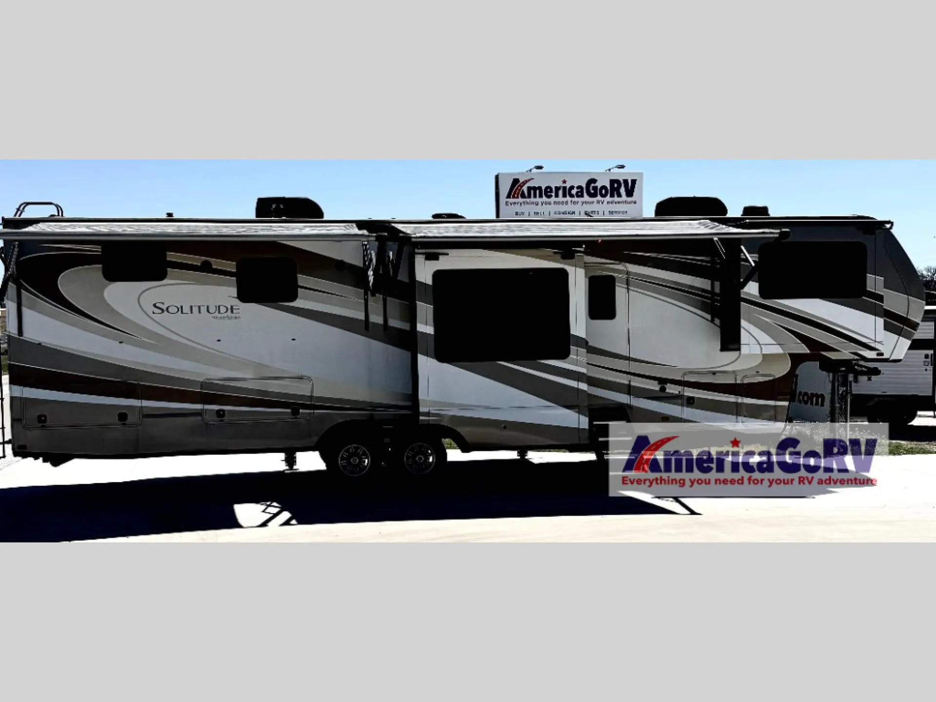 2019 Grand Design Solitude 380FL - Photo 3