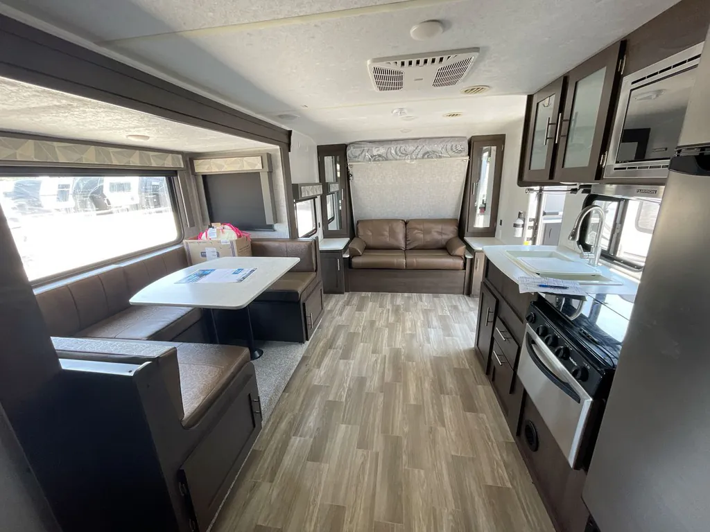 2020 Forest River Wildwood X-Lite 233RBXL, Photos photo 10