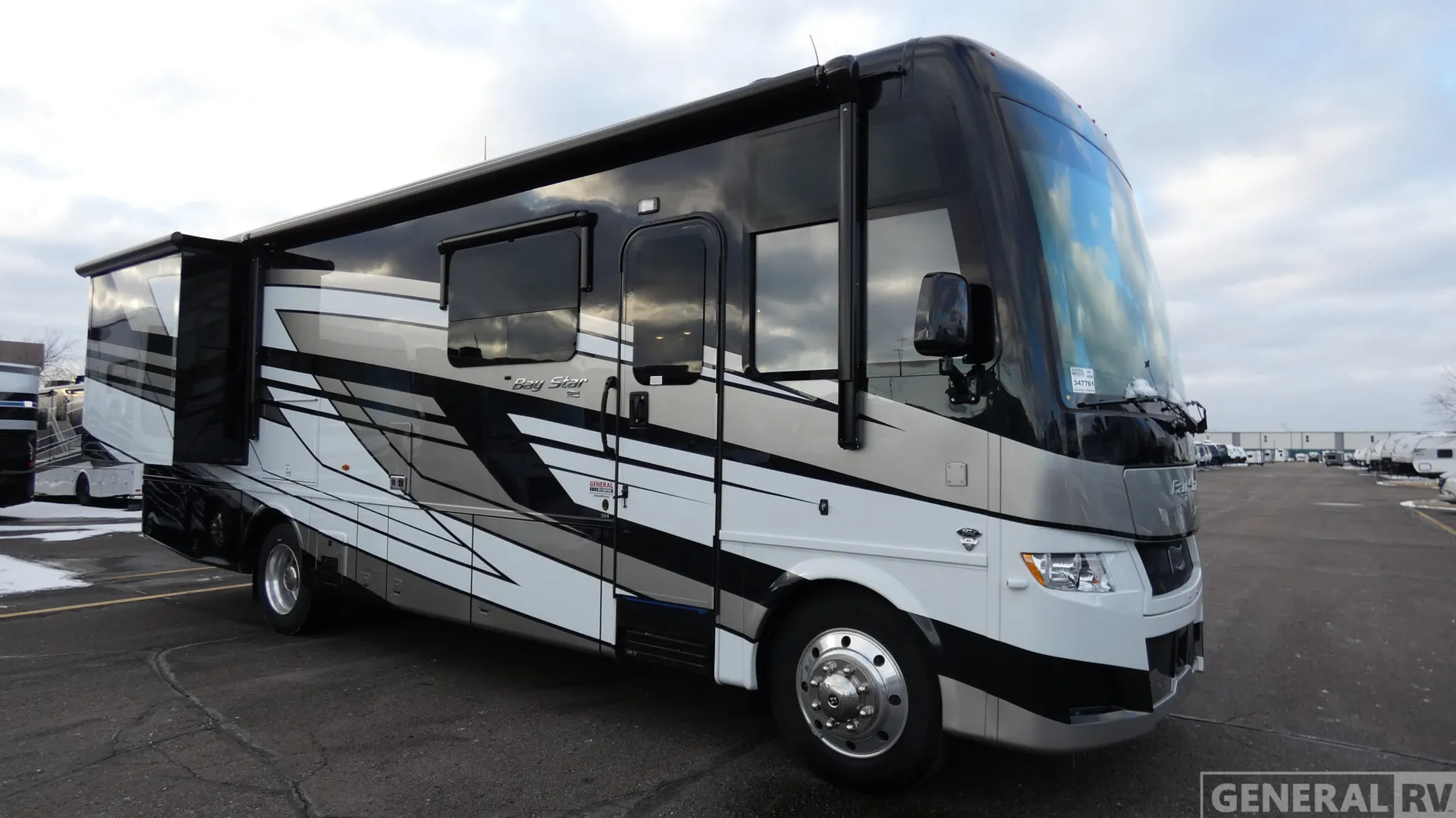 2026 Newmar Bay Star 3114 - Photo 2