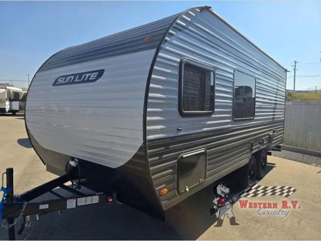 2026 Sunset Park RV Sun Lite LTD 21DB - Photo 2