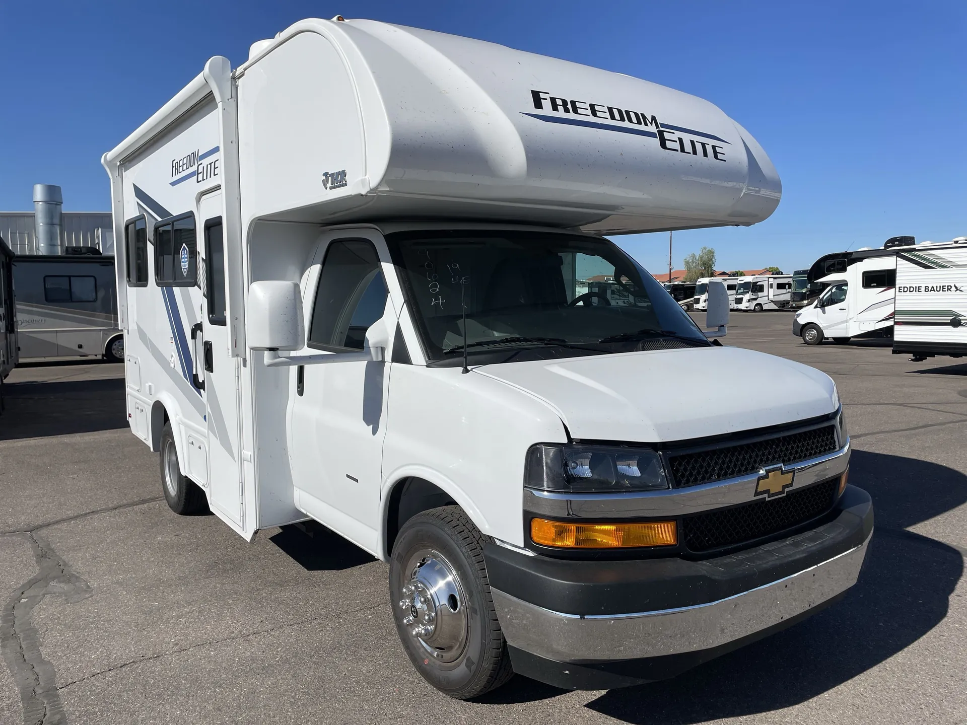 2026 Thor Motor Coach Freedom Elite 19HE - Photo 2